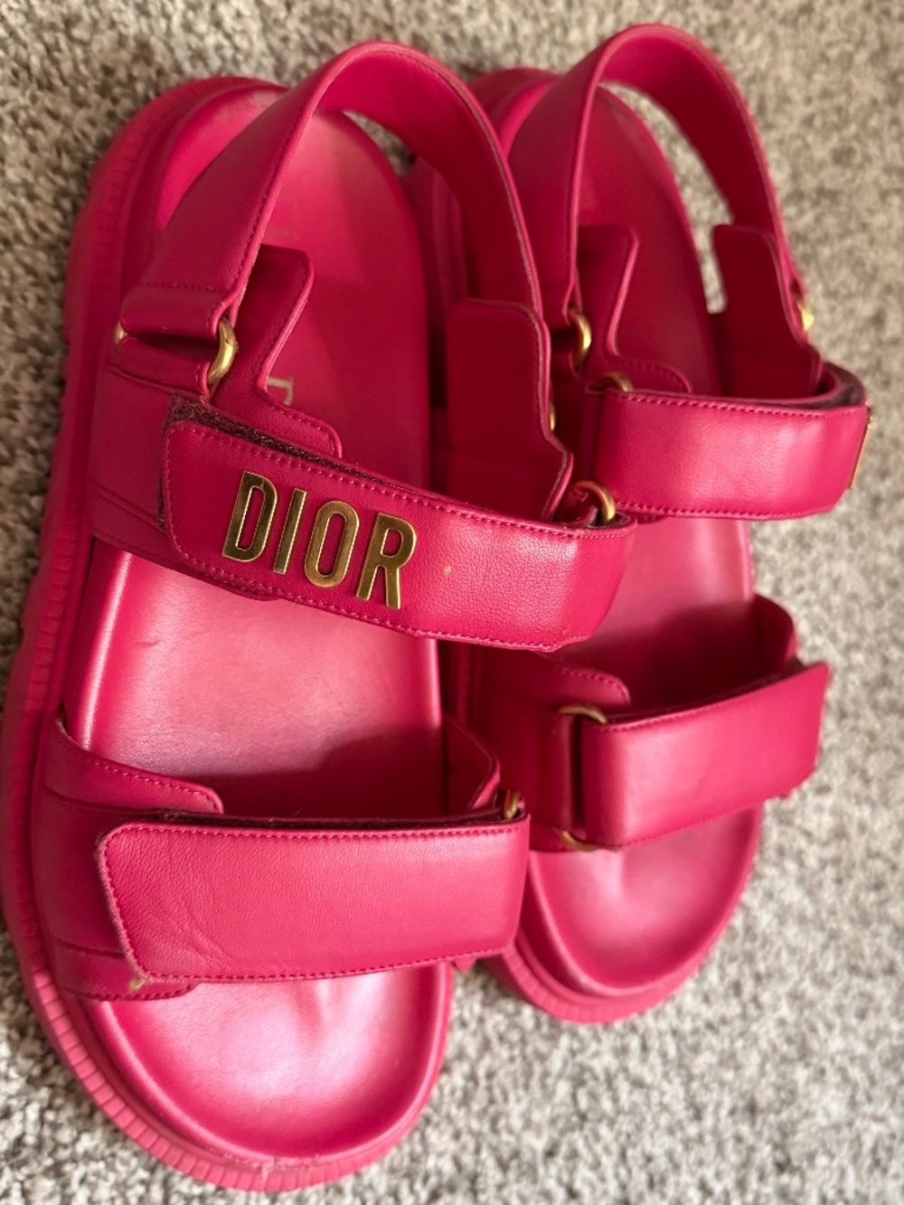 Sandals - Picture 1 of 3